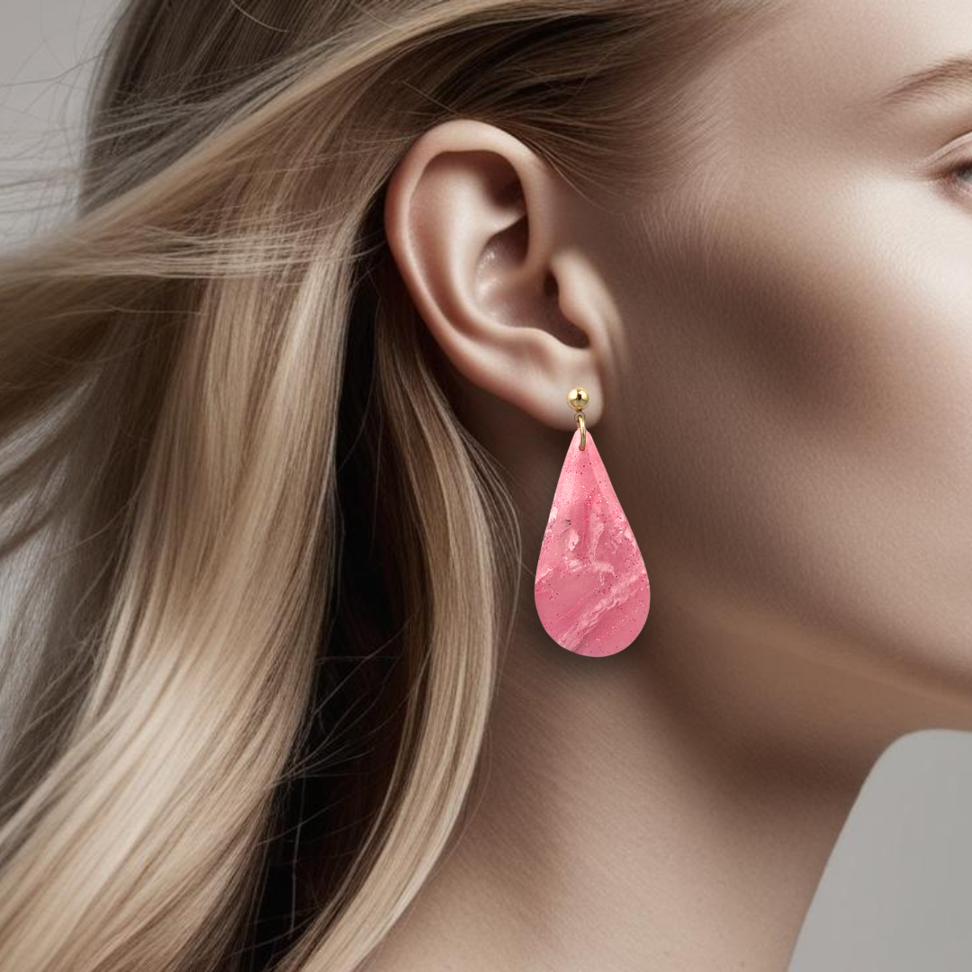 🌸 Kystrose - Gullfaregde øredobber med stor dråpe Rosa marmor/gull